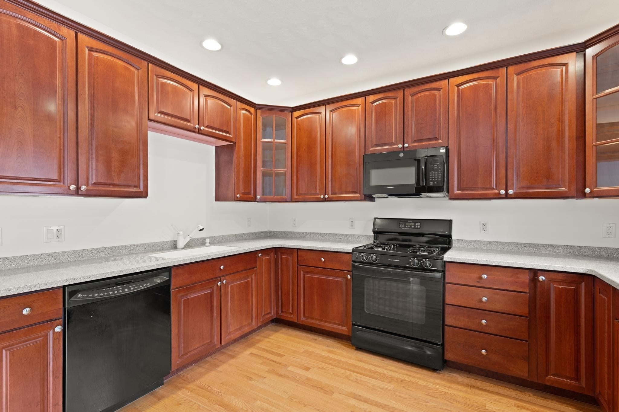 8 Dansreau Place #8, Middleton, MA, 8 Dansreau Place #8, Middleton, MA Photo #15