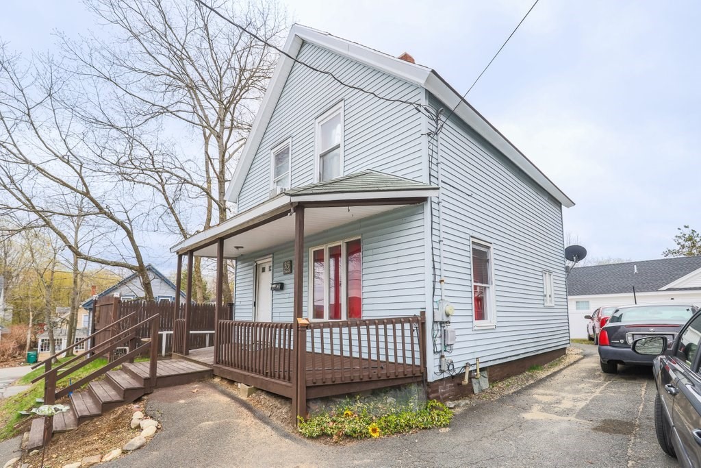 35 Essex St