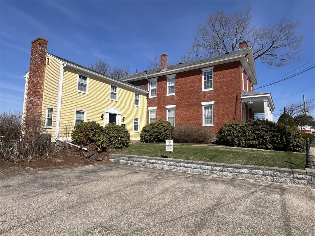 8-10 Pleasant Street