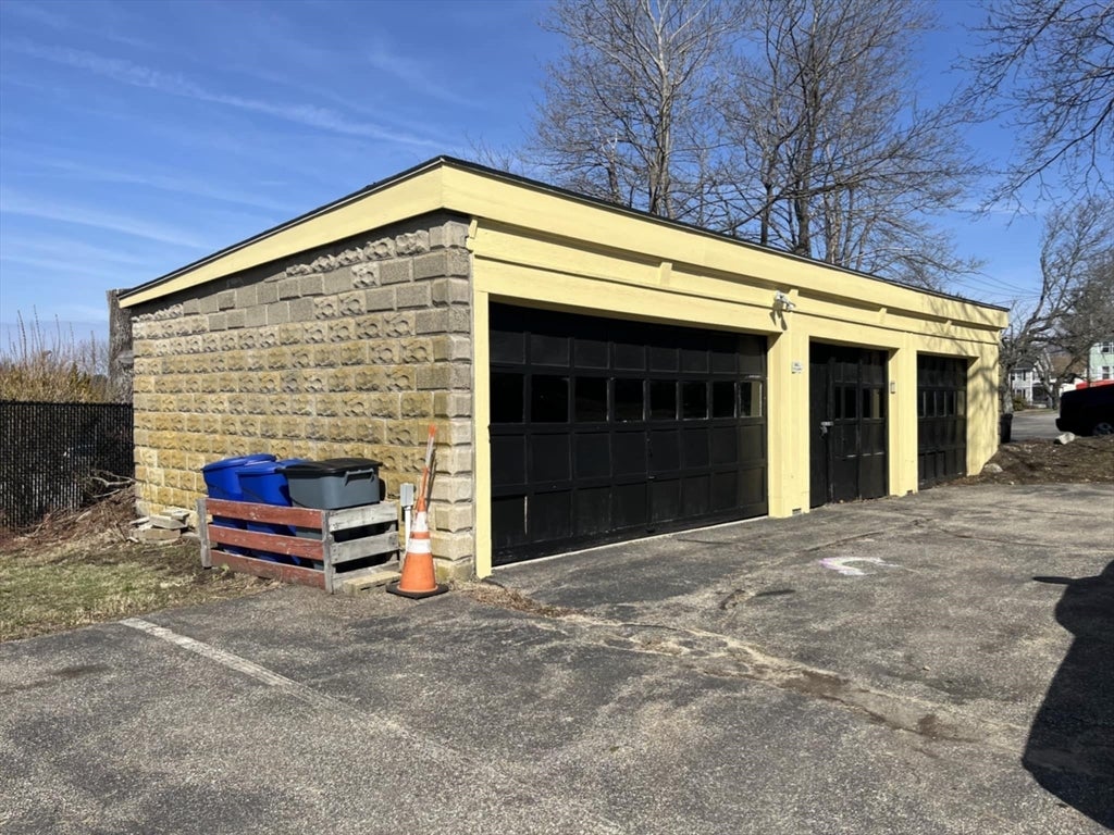 8-10 Pleasant Street