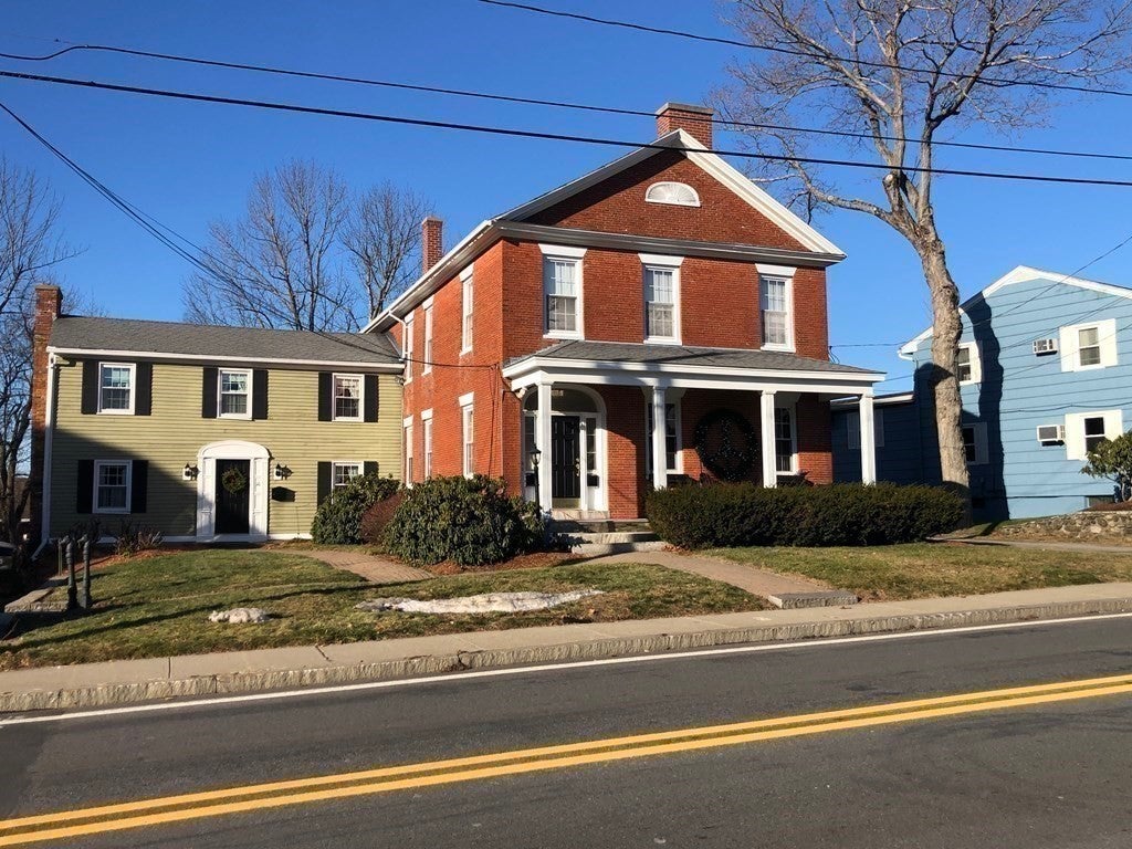 8-10 Pleasant Street