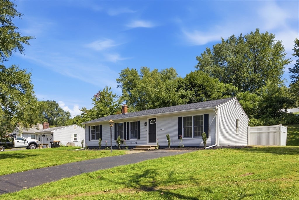 48 Westbrook Rd, South Hadley, MA, 48 Westbrook Rd, South Hadley, MA Photo #2