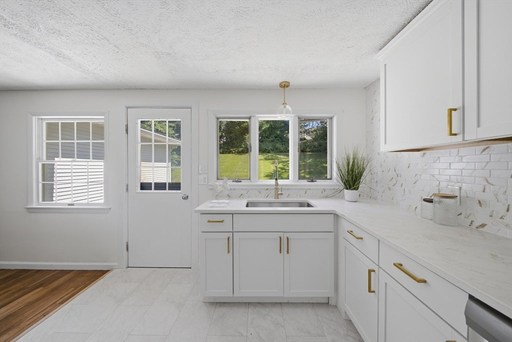 48 Westbrook Rd, South Hadley, MA, 48 Westbrook Rd, South Hadley, MA Photo #13