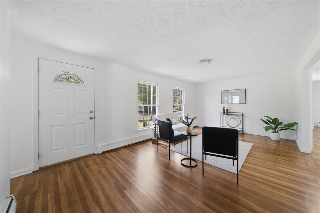 48 Westbrook Rd, South Hadley, MA, 48 Westbrook Rd, South Hadley, MA Photo #4