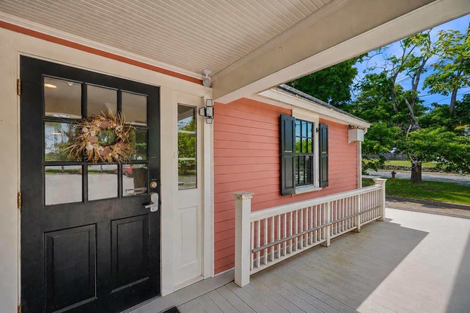 181 Main St