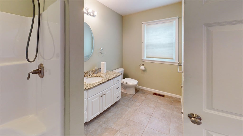 347 Main Street, Townsend, MA, 347 Main Street, Townsend, MA Photo #10