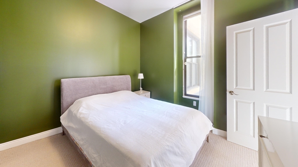 4 Charlesgate East 107