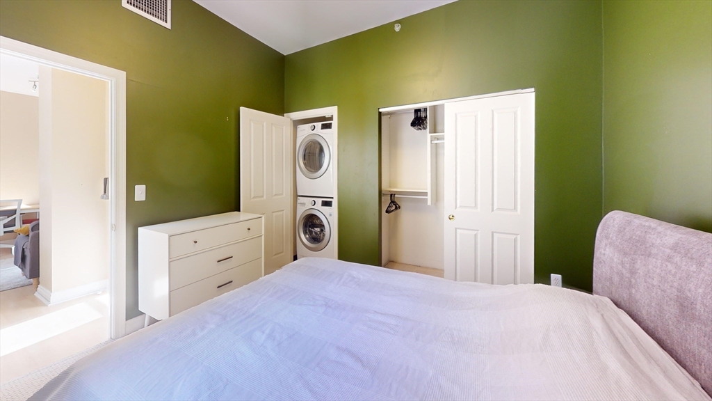 4 Charlesgate East 107