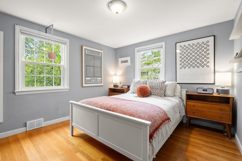 6 Van Brunt St, Boston, MA, 6 Van Brunt St, Boston, MA Photo #10