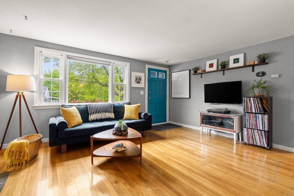 6 Van Brunt St, Boston, MA, 6 Van Brunt St, Boston, MA Photo #2