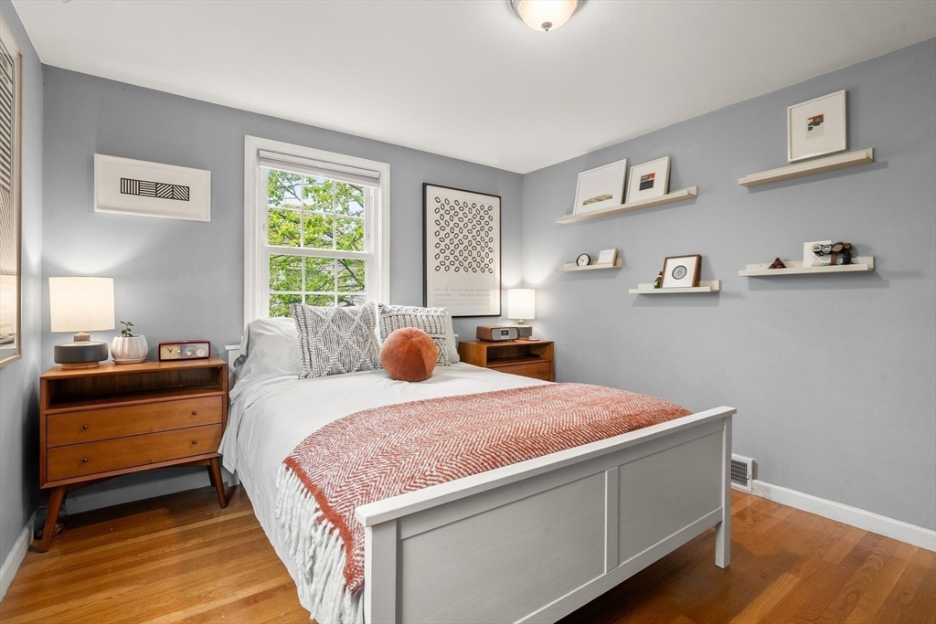 6 Van Brunt St, Boston, MA, 6 Van Brunt St, Boston, MA Photo #9