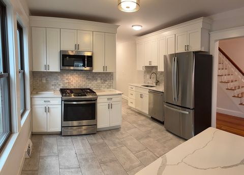 76 Atlantic 1 Winthrop MA 02152