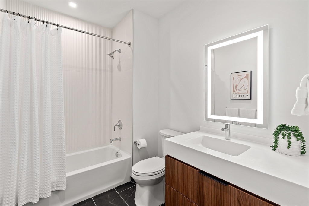 1515 Commonwealth Ave 514