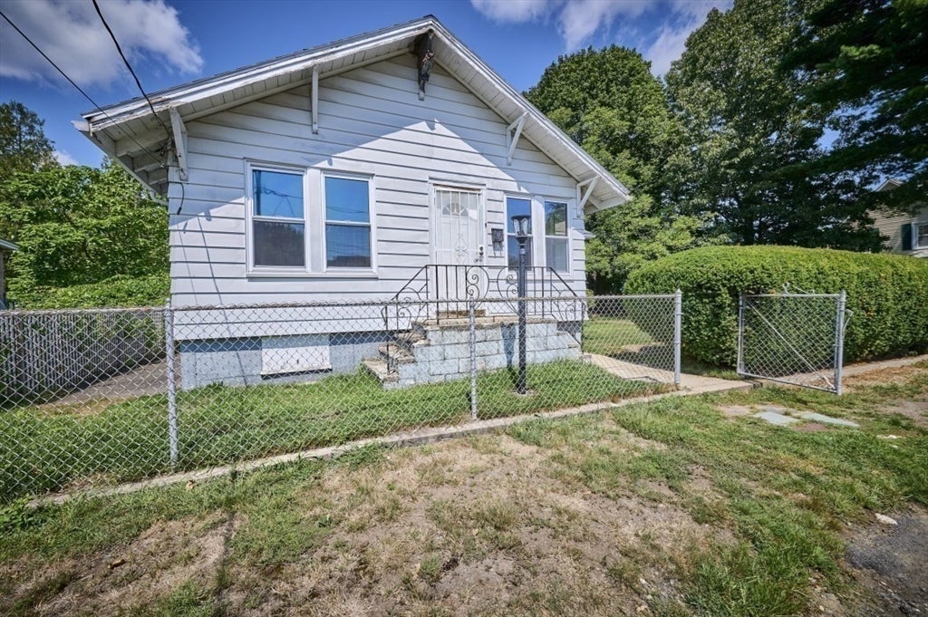 15 Moray St, Lynn, MA, 15 Moray St, Lynn, MA Photo #4