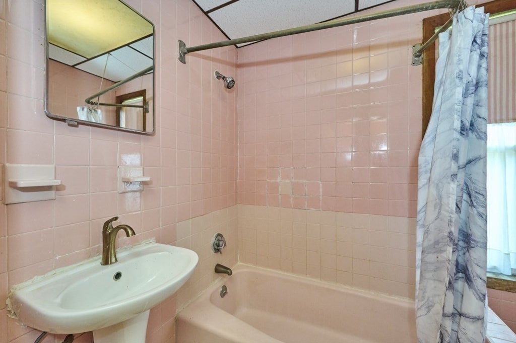 15 Moray St, Lynn, MA, 15 Moray St, Lynn, MA Photo #7