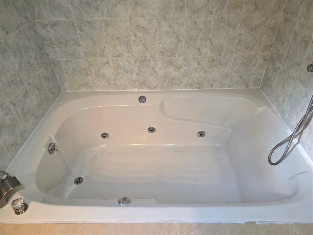 20 Fox Brook Rd, Hartland, CT Photo #24
