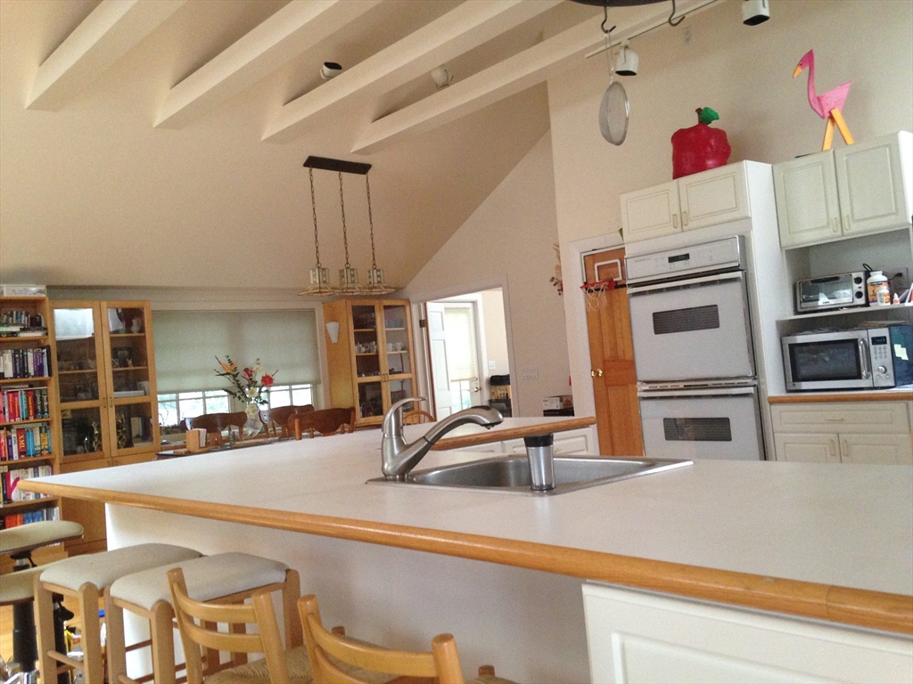 12 Inis Cir