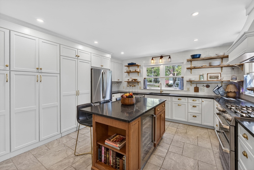 269 Green St, Stoneham, MA Photo #1