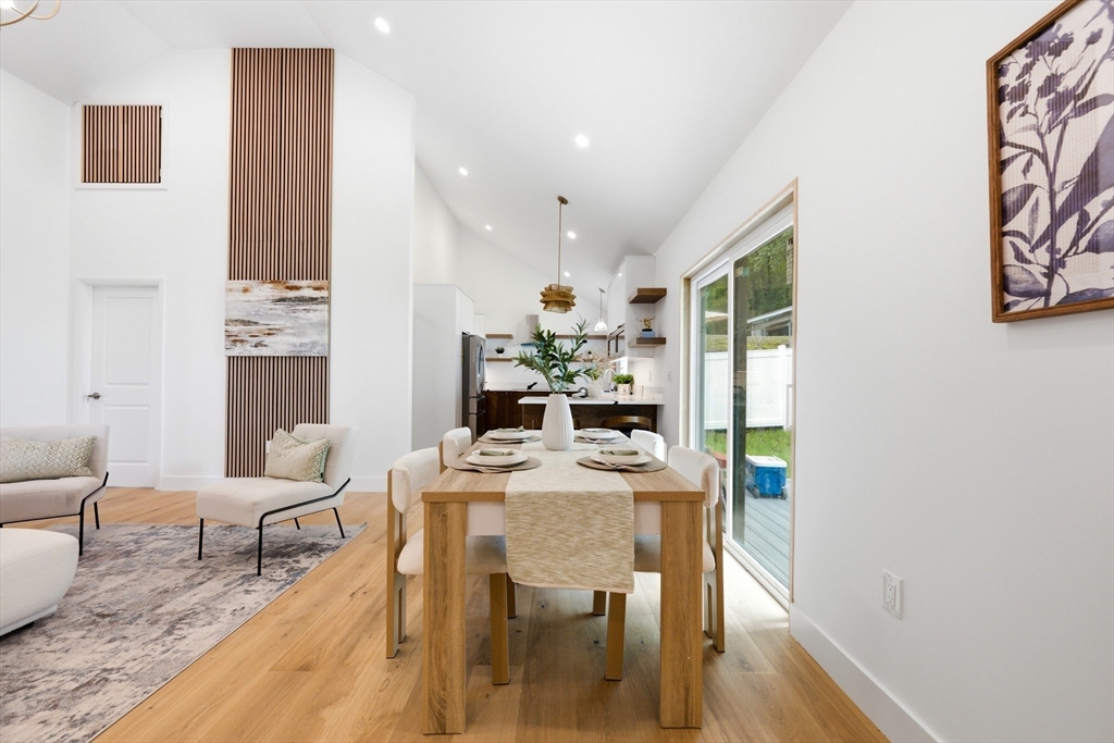 6 Amherst Rd