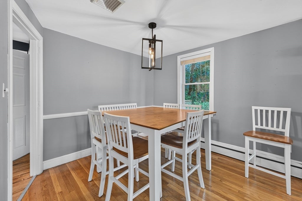462 Chestnut St, Needham, MA Photo #15
