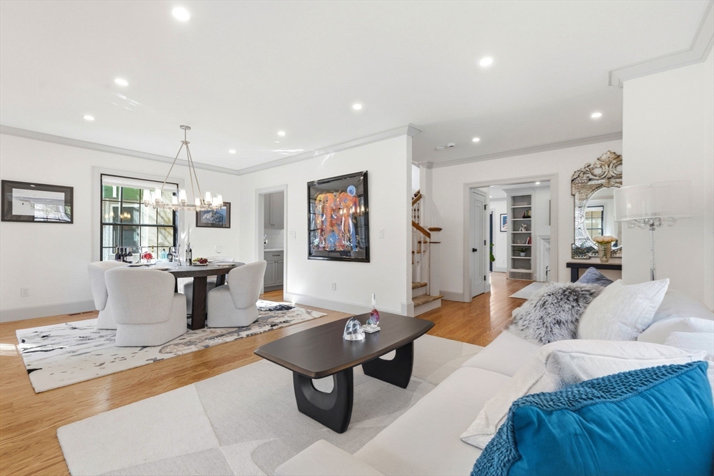 8 Stetson St