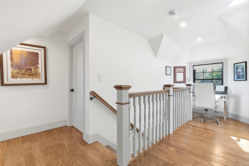 8 Stetson St, Brookline, MA Photo #29