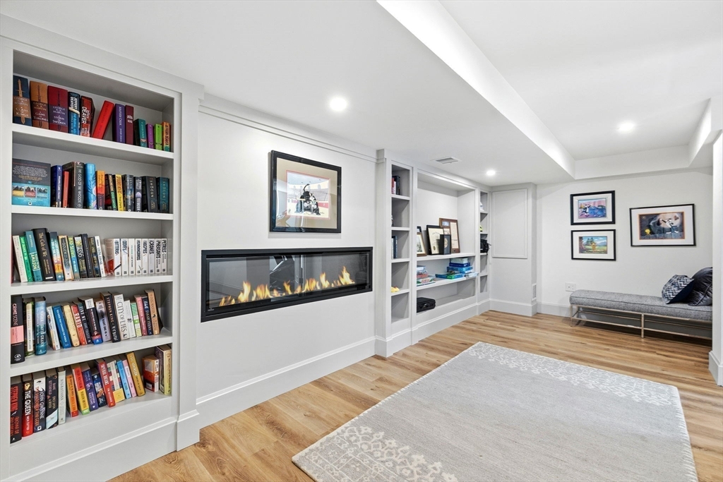 8 Stetson St, Brookline, MA Photo #32