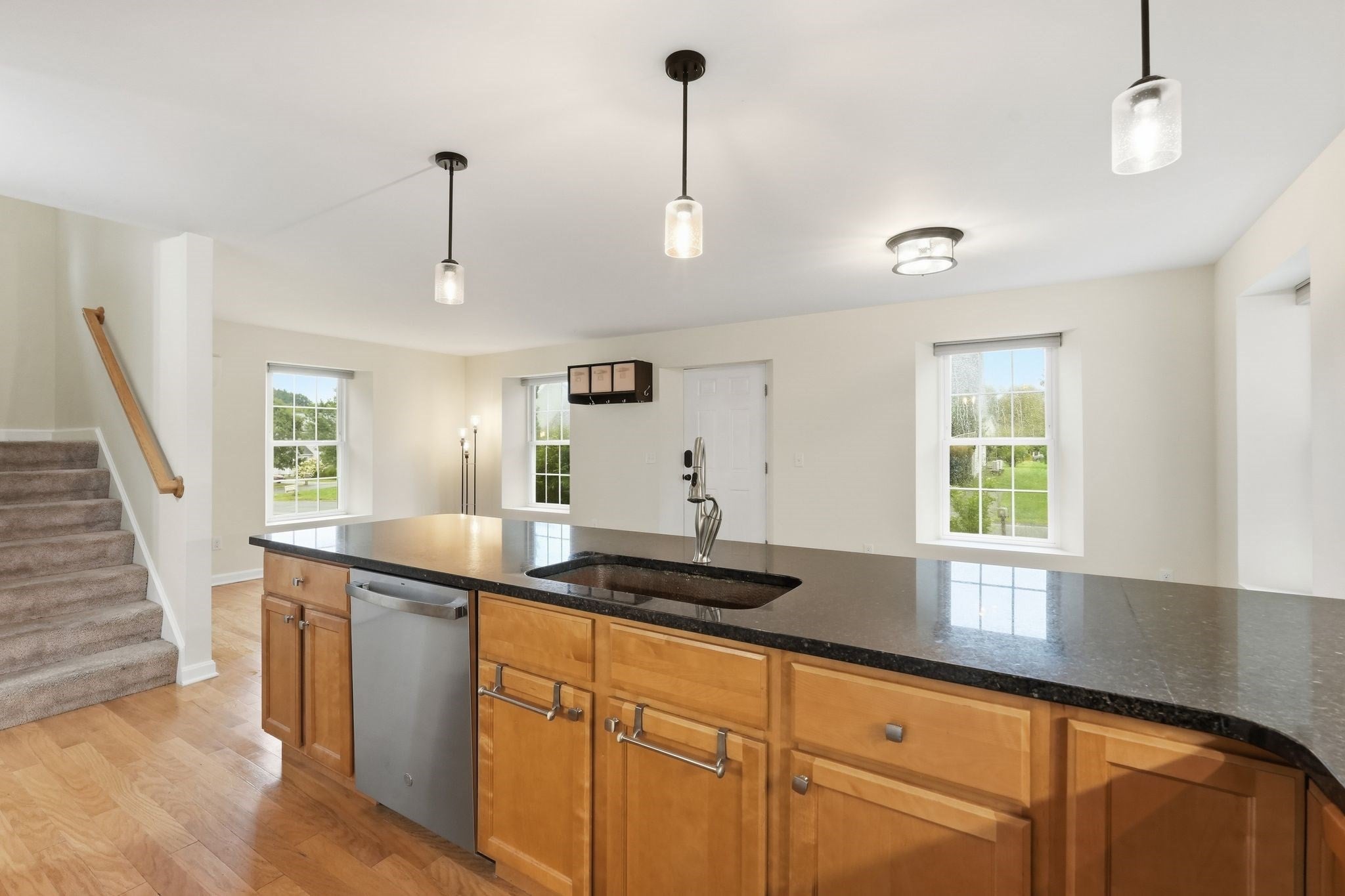 36 Treehouse Cir, Easthampton, MA Photo #13
