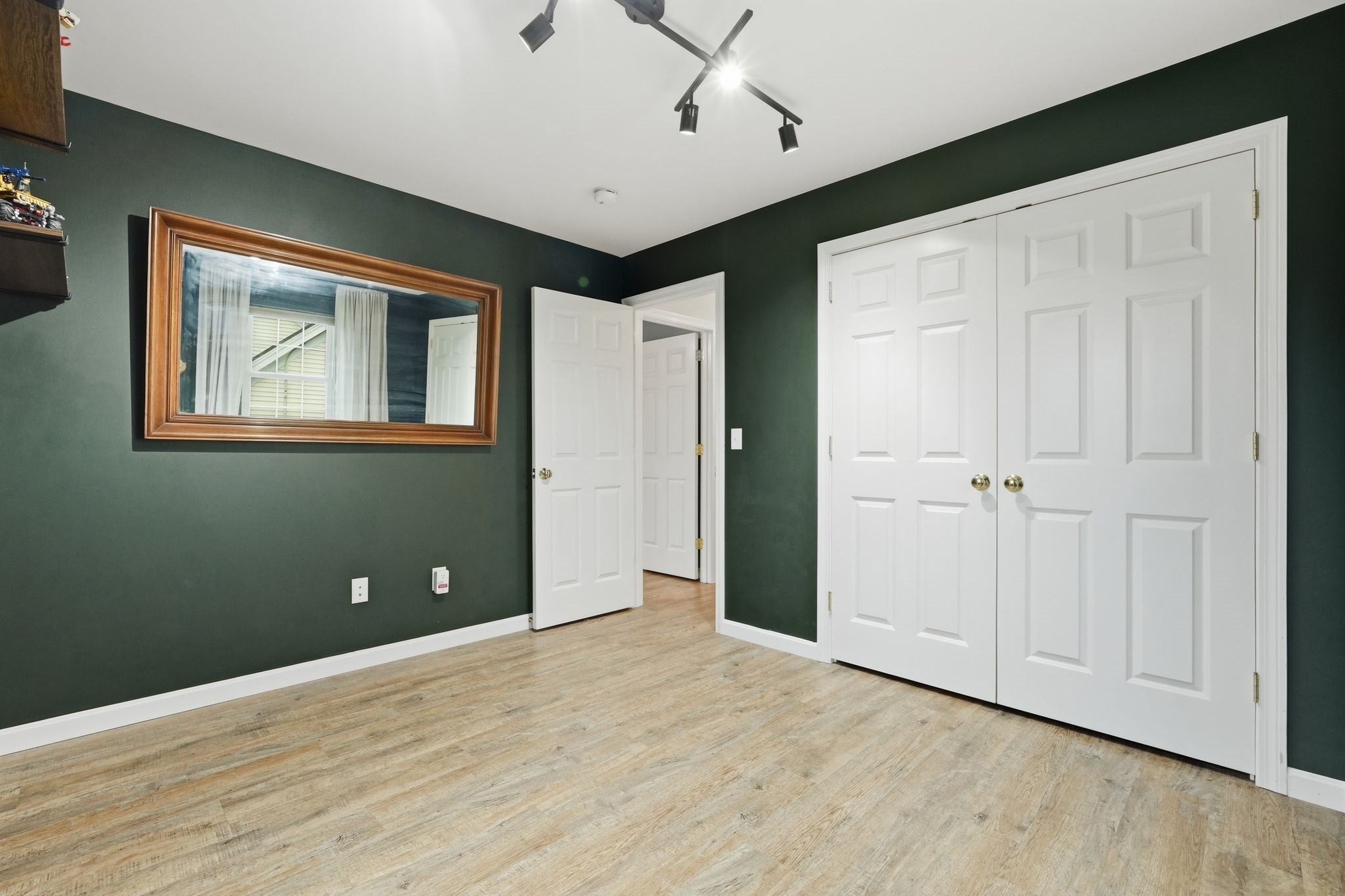 36 Treehouse Cir, Easthampton, MA Photo #21