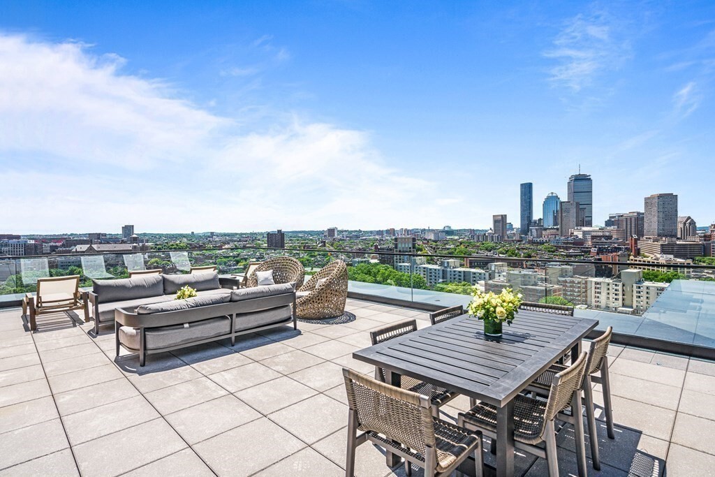 Boston, Massachusetts 02118, United States, 1 Bedroom Bedrooms, ,1 BathroomBathrooms,Residential,Active,226202