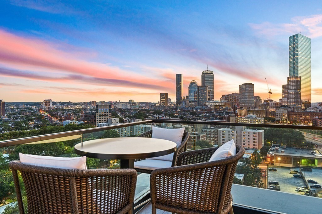 Boston, Massachusetts 02118, United States, 1 Bedroom Bedrooms, ,1 BathroomBathrooms,Residential,Active,226202