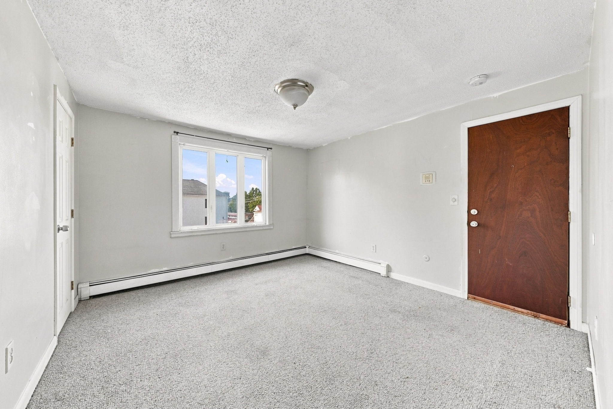 243 Robeson St #6, Fall River, MA, 243 Robeson St #6, Fall River, MA Photo #5