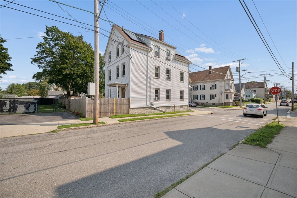 185 Richmond St, New Bedford, MA, 185 Richmond St, New Bedford, MA Photo #4