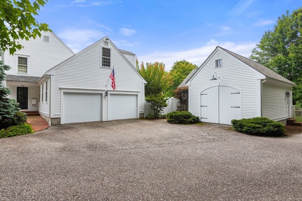 10 Queen Anne Rd