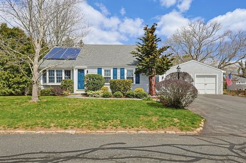 Photo of 109 Wilson St, Dartmouth, MA 02748 (MLS # 73505891)