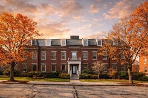 Photo of 216 Summit Ave #201, Brookline, MA 02446 (MLS # 73463526)