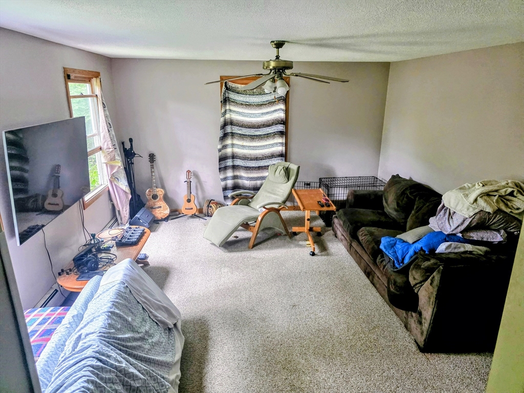 209-211 Ventura St