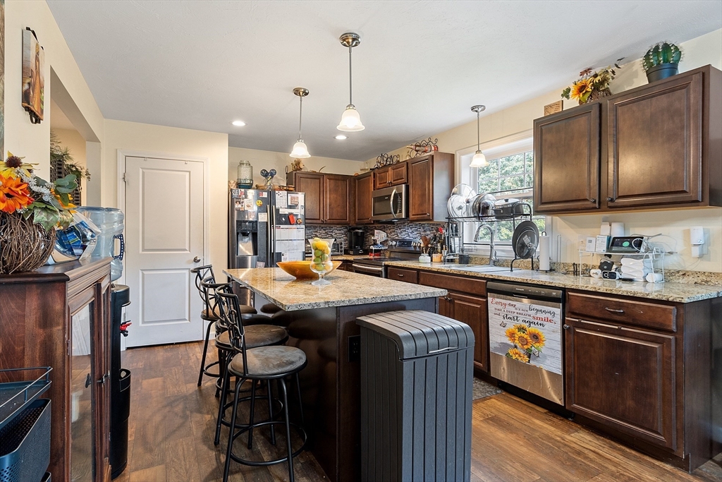 156 Bayberry Cir
