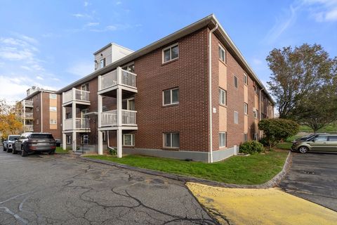 596 Boston Post Rd E 23 Marlborough MA 01752