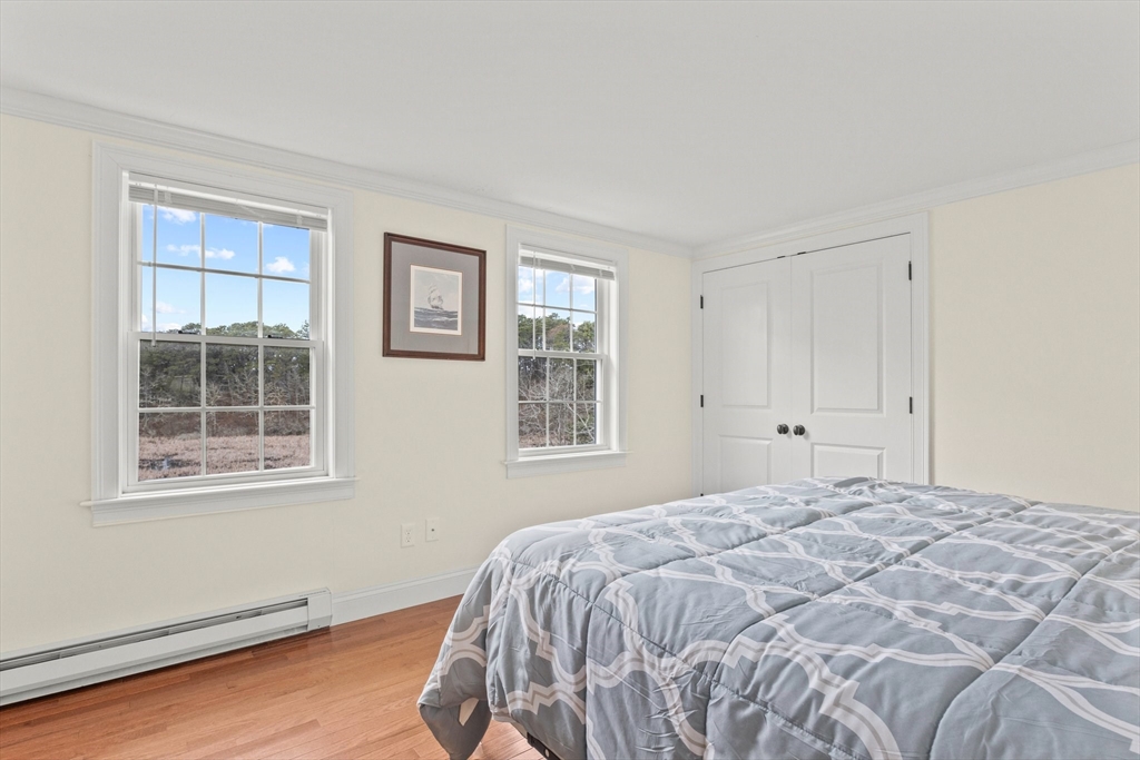 Chatham, Massachusetts 02633, United States, 2 Bedrooms Bedrooms, ,1 BathroomBathrooms,Residential,Active,86902