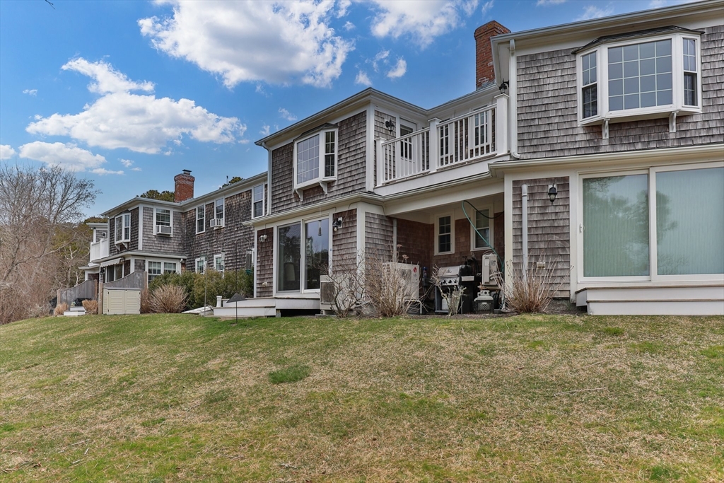 Chatham, Massachusetts 02633, United States, 2 Bedrooms Bedrooms, ,1 BathroomBathrooms,Residential,Active,86902