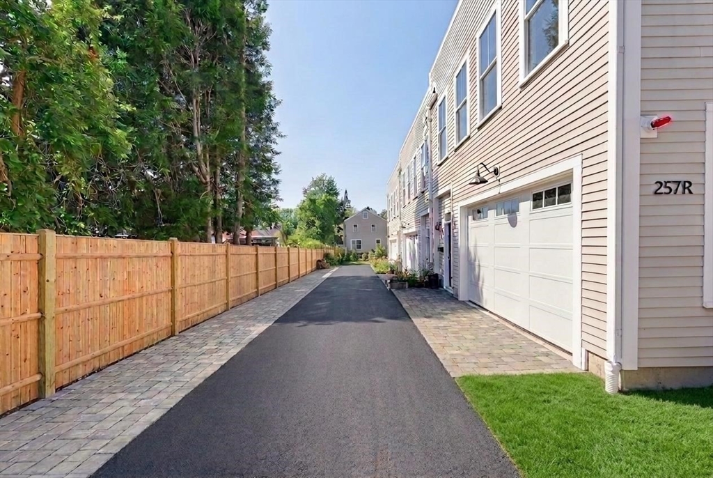 257R Market Street A