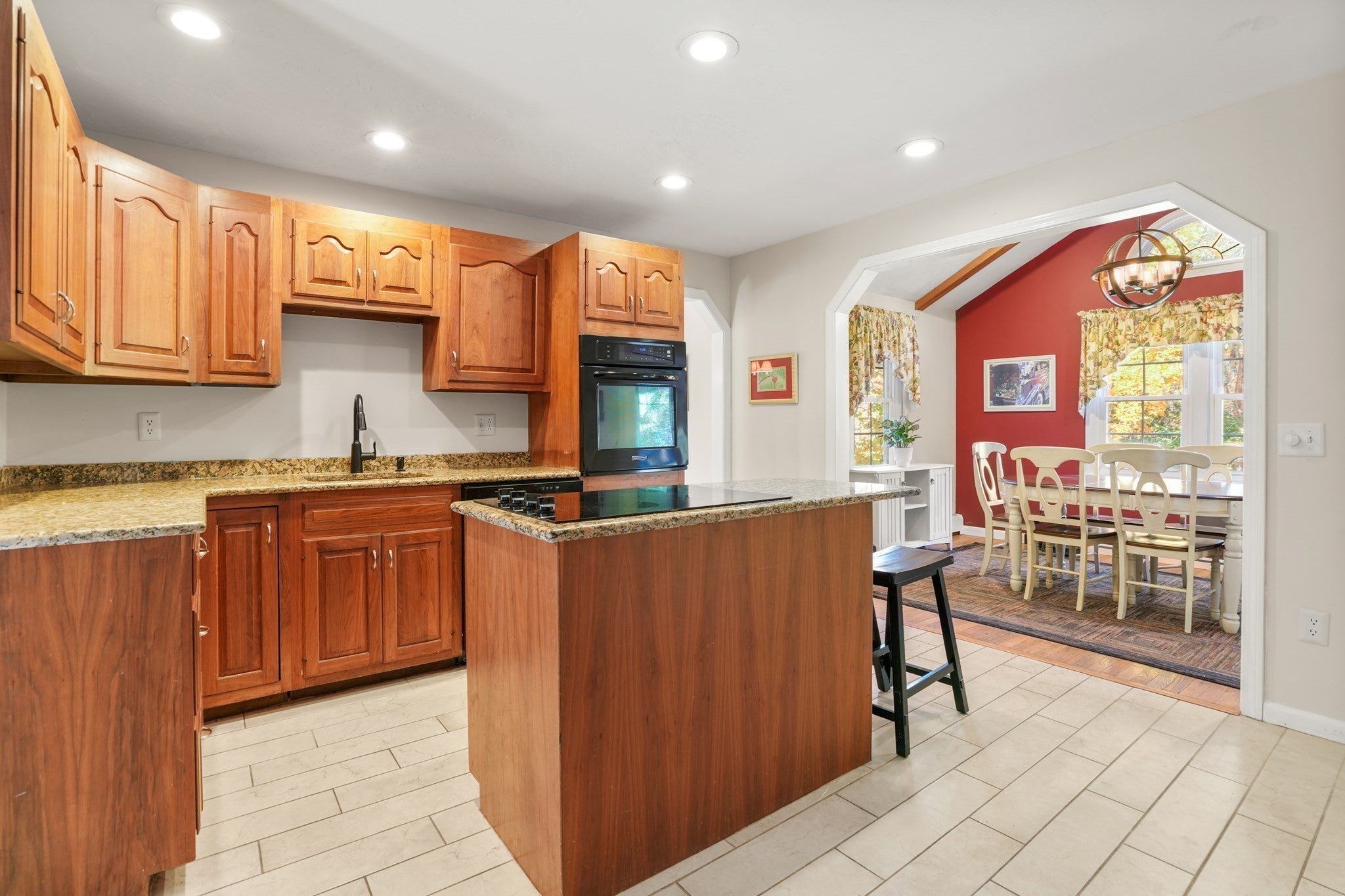 169 Pilgrim Dr