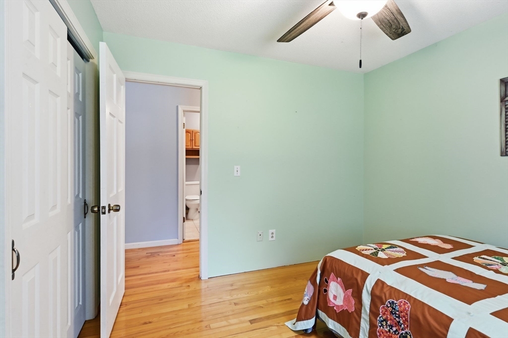 414 Mountain Rd, Holyoke, MA Photo #20
