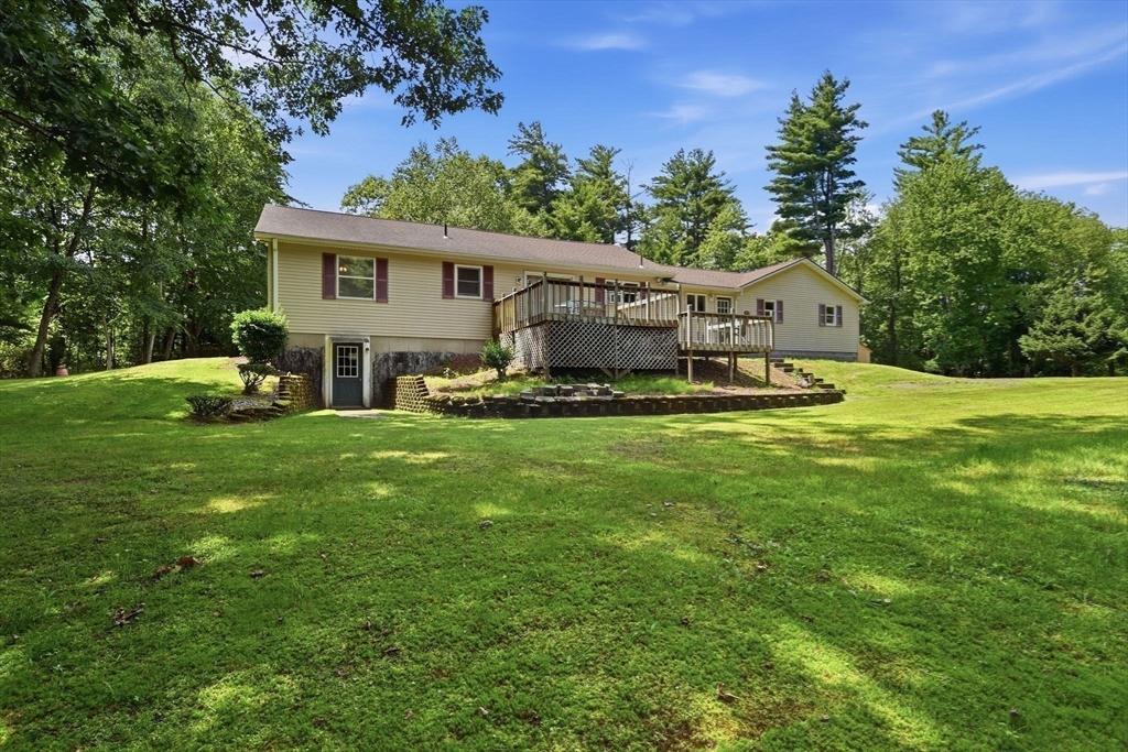 414 Mountain Rd, Holyoke, MA Photo #35