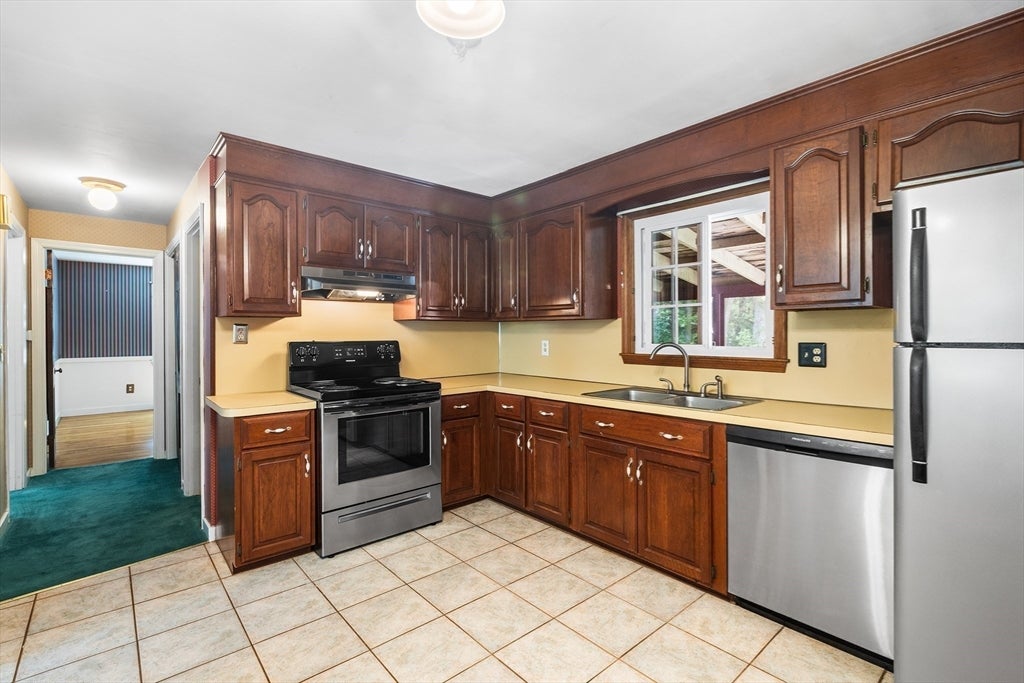 3 Denfeld Drive, Westborough, MA, 3 Denfeld Drive, Westborough, MA Photo #6