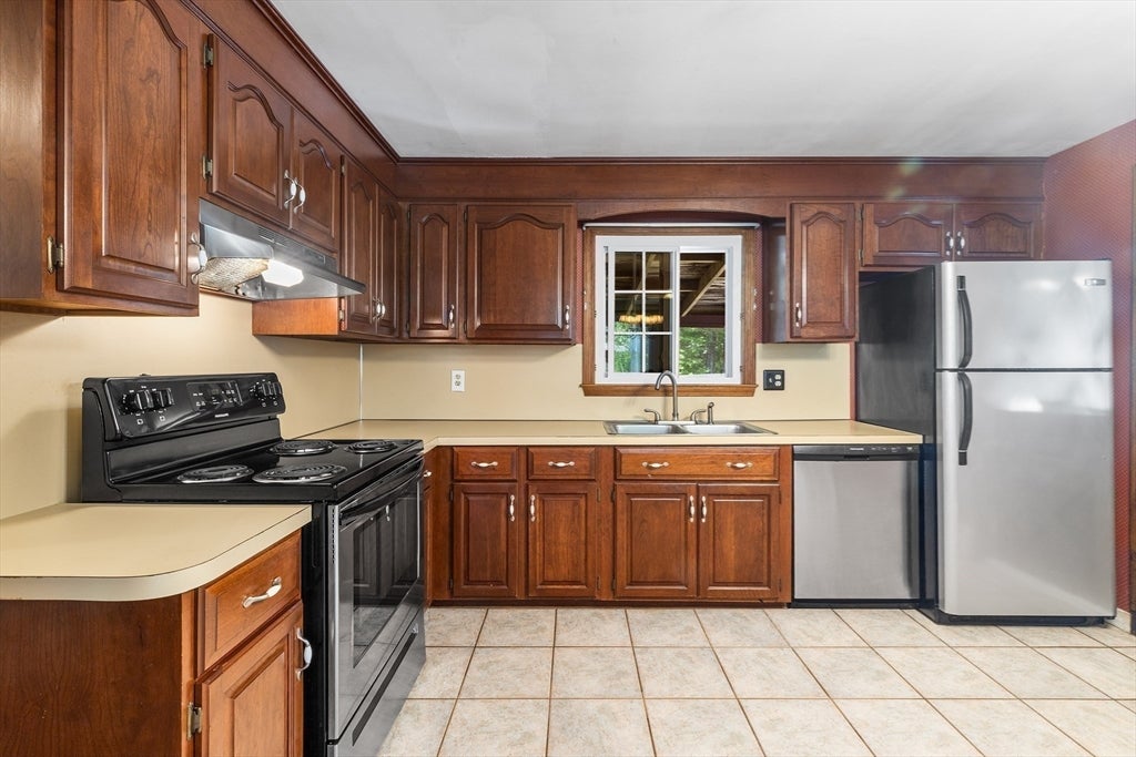 3 Denfeld Drive, Westborough, MA, 3 Denfeld Drive, Westborough, MA Photo #7