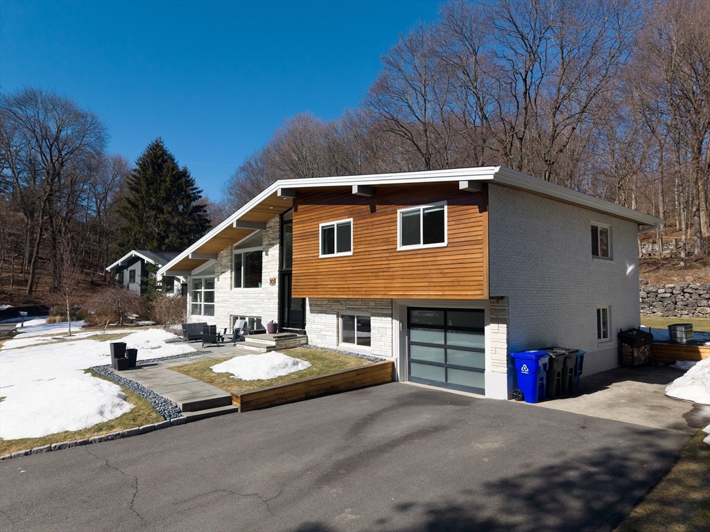 30 Billings Lane