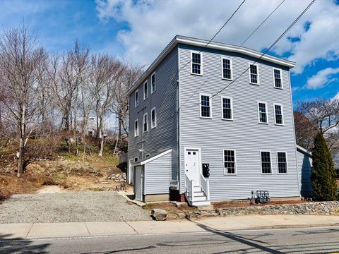45 Cherry St Plymouth MA 02360