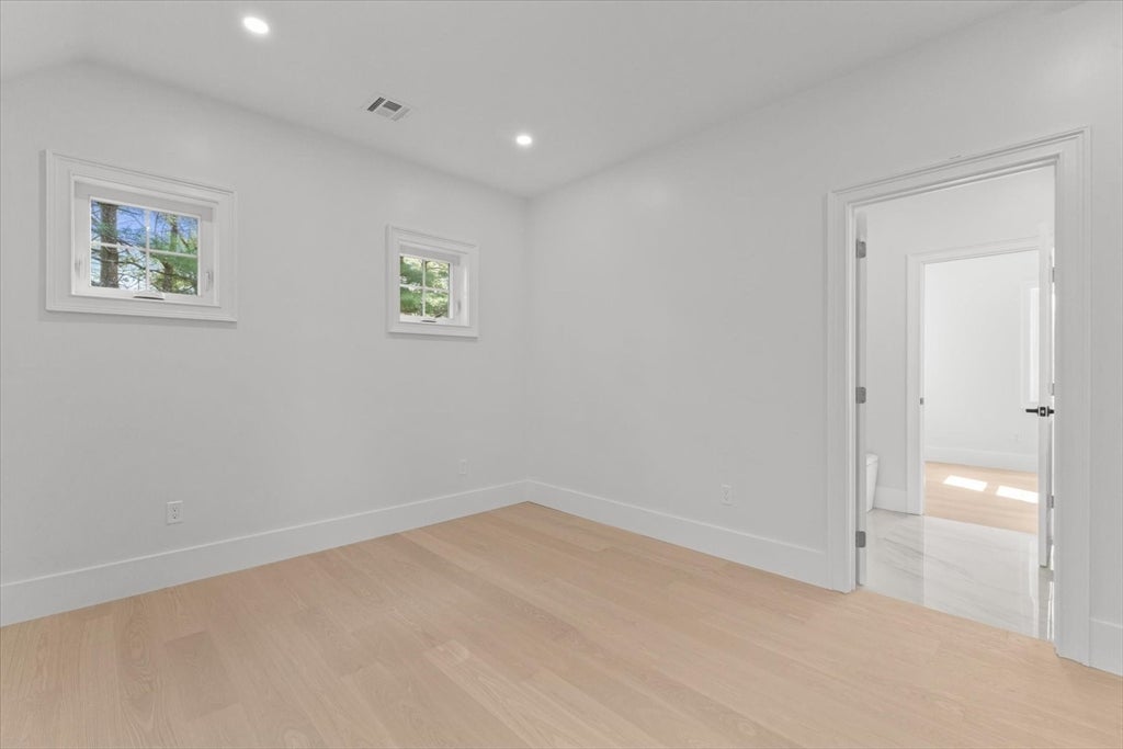 150 Fruit St, Hopkinton, MA, 01748, USA, 4 Bedrooms Bedrooms, ,4 BathroomsBathrooms,Residential,Active,150 Fruit St,73519926